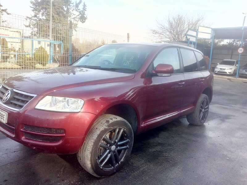VOLKSWAGEN TOUAREG (7LA)