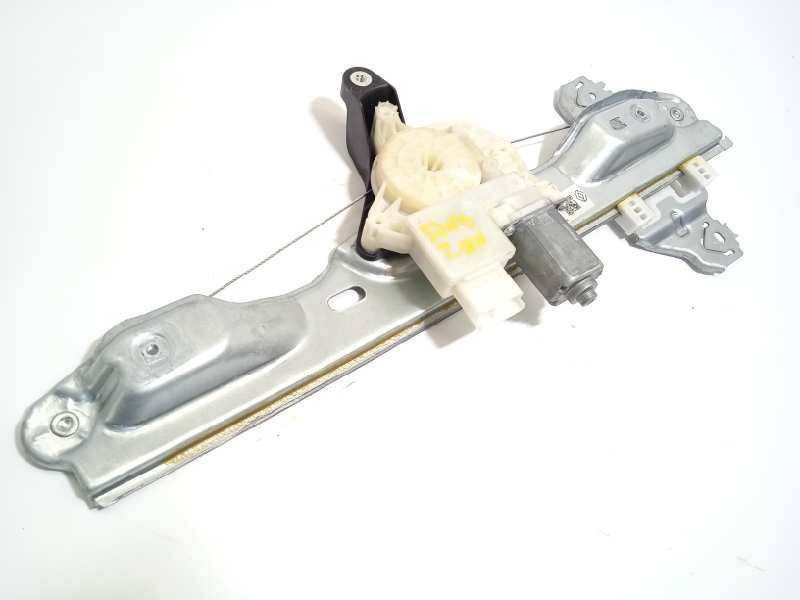 ELEVALUNAS TRASERO DERECHO 827203827R 