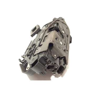 CERRADURA PUERTA TRASERA DERECHA 5TA839016E 