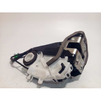 Recambio de cerradura puerta trasera derecha para toyota yaris 1.3 16v cat referencia OEM IAM 690500D310  