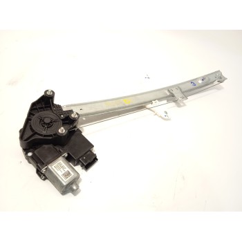 ELEVALUNAS DELANTERO IZQUIERDO 82403Q0010 82450Q0520 