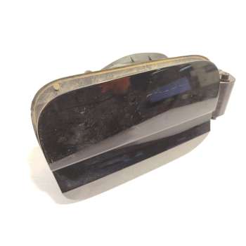 TAPA EXTERIOR COMBUSTIBLE 8W0809906 8W0809907BGRU 