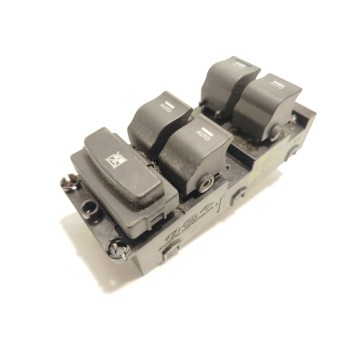 MANDO ELEVALUNAS DELANTERO IZQUIERDO 935703Z3004X 39R4911000