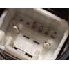 Recambio de cerradura puerta delantera izquierda para toyota avensis (t27) executive referencia OEM IAM 6904002210  