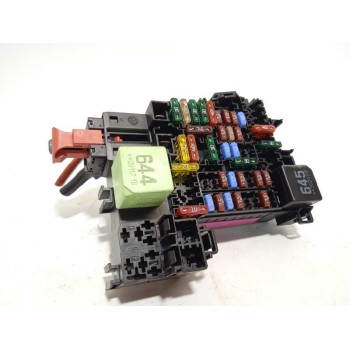 CAJA RELES / FUSIBLES 2Q0937615A 