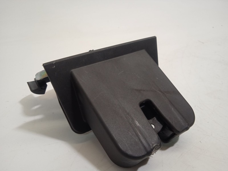 CERRADURA MALETERO / PORTON 5E0827505 