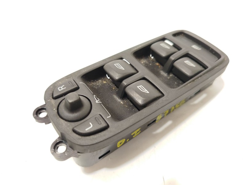MANDO ELEVALUNAS DELANTERO IZQUIERDO 31343102 