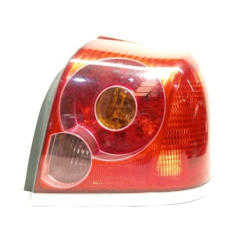 PILOTO TRASERO DERECHO 8155105140 