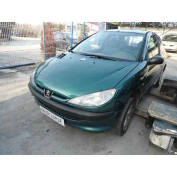 PEUGEOT 206 BERLINA