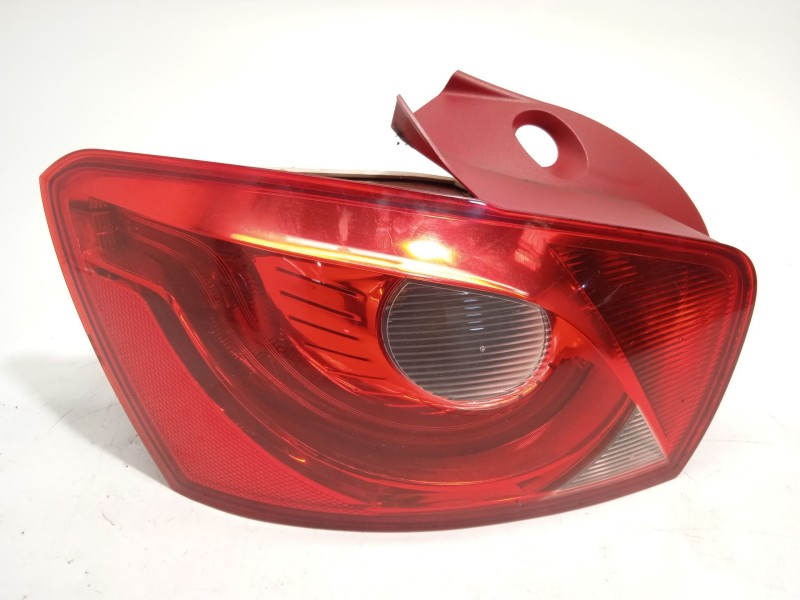 PILOTO TRASERO IZQUIERDO 6J4945095G 