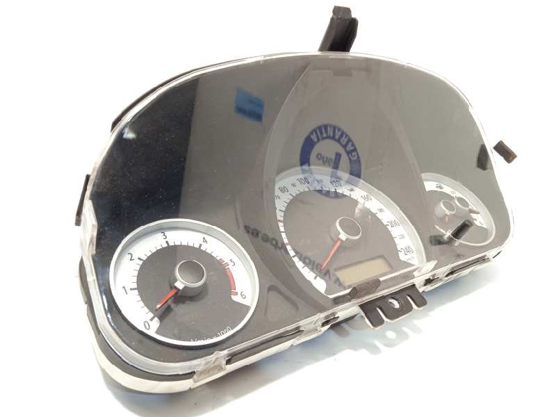 CUADRO INSTRUMENTOS 940031H270 