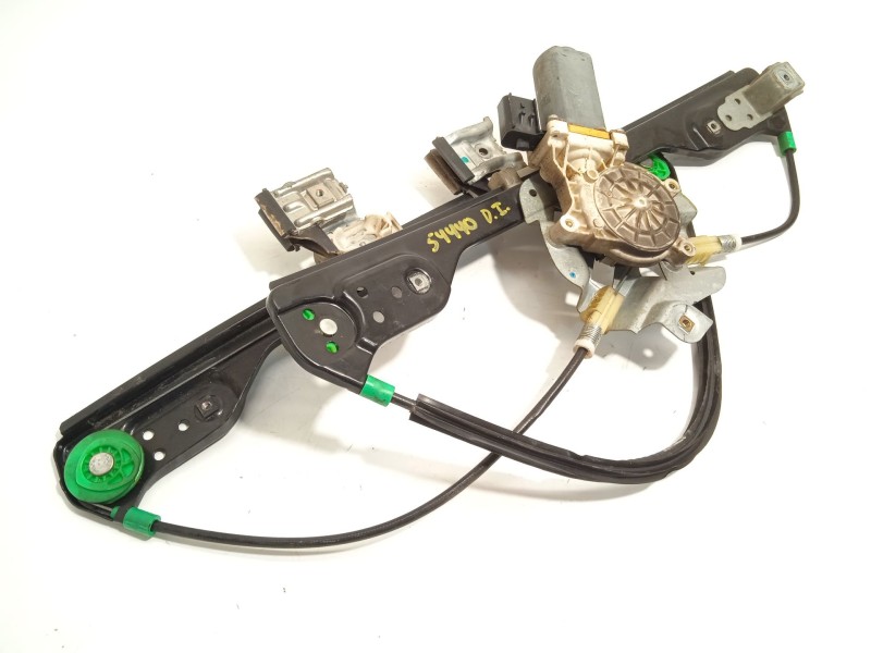 ELEVALUNAS DELANTERO IZQUIERDO 05065475AE K05065475AE 