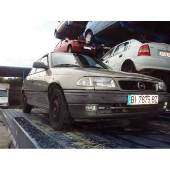 OPEL ASTRA F BERLINA