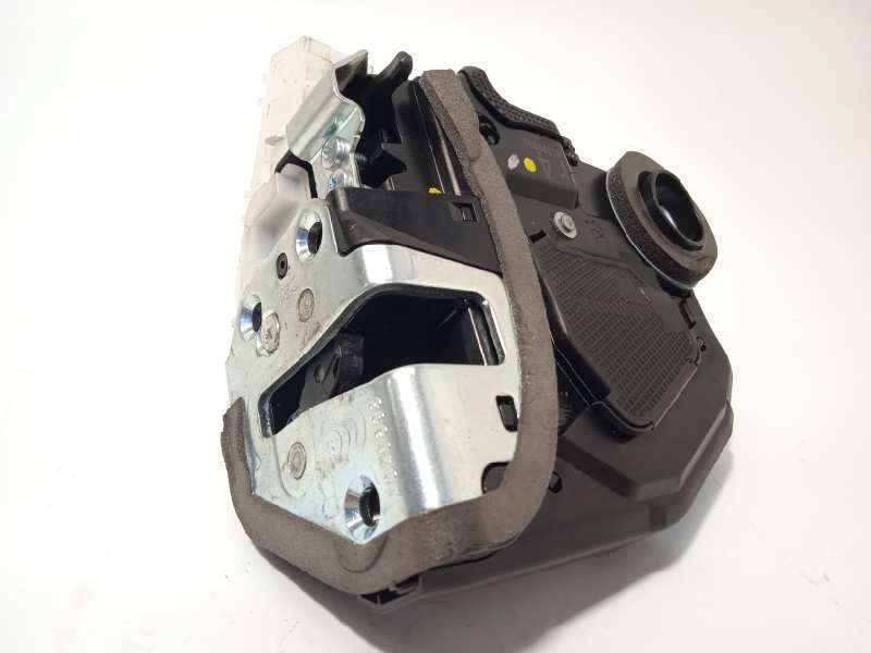 CERRADURA PUERTA TRASERA DERECHA 69050F4010 