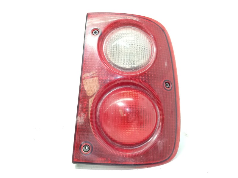 PILOTO TRASERO DERECHO AMR4003 