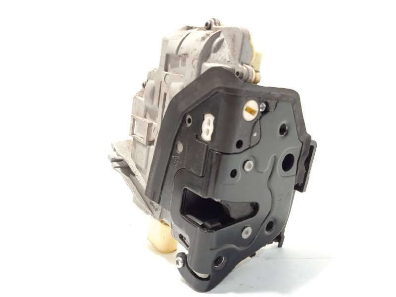 CERRADURA PUERTA DELANTERA DERECHA 3C1837016A 