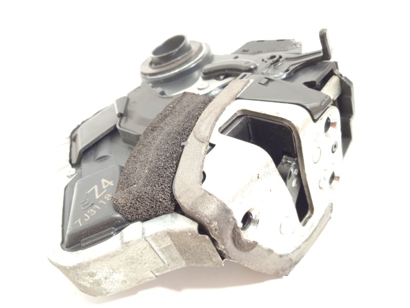 CERRADURA PUERTA TRASERA IZQUIERDA 6906060071 