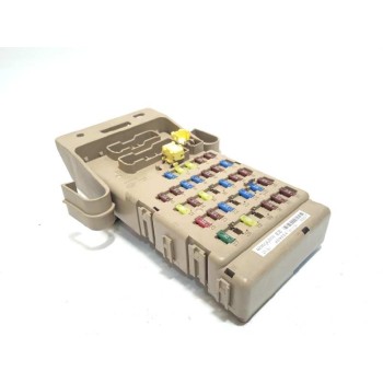 Recambio de caja reles / fusibles para subaru legacy kombi/outback b14 2.0 diesel cat referencia OEM IAM 82201AJ000  