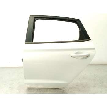 PUERTA TRASERA IZQUIERDA 77003G4700 