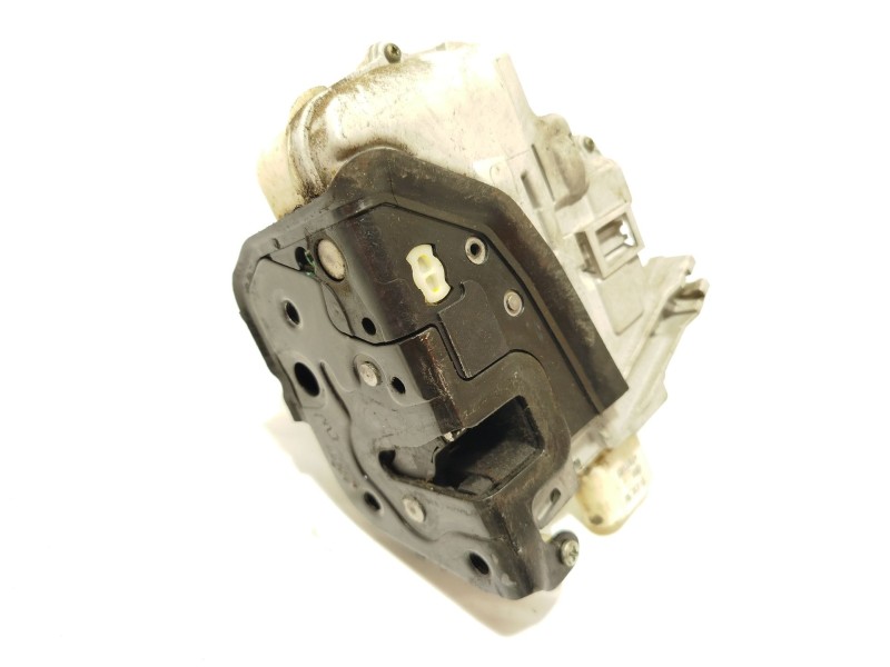 CERRADURA PUERTA DELANTERA IZQUIERDA 4F1837015 