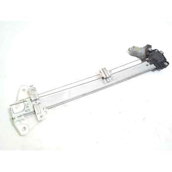 ELEVALUNAS DELANTERO IZQUIERDO 61041FJ010 