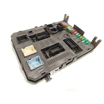 CAJA RELES / FUSIBLES 1660729180 6580Y5 