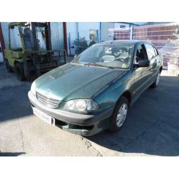 TOYOTA AVENSIS BERLINA (T 22) de desguace