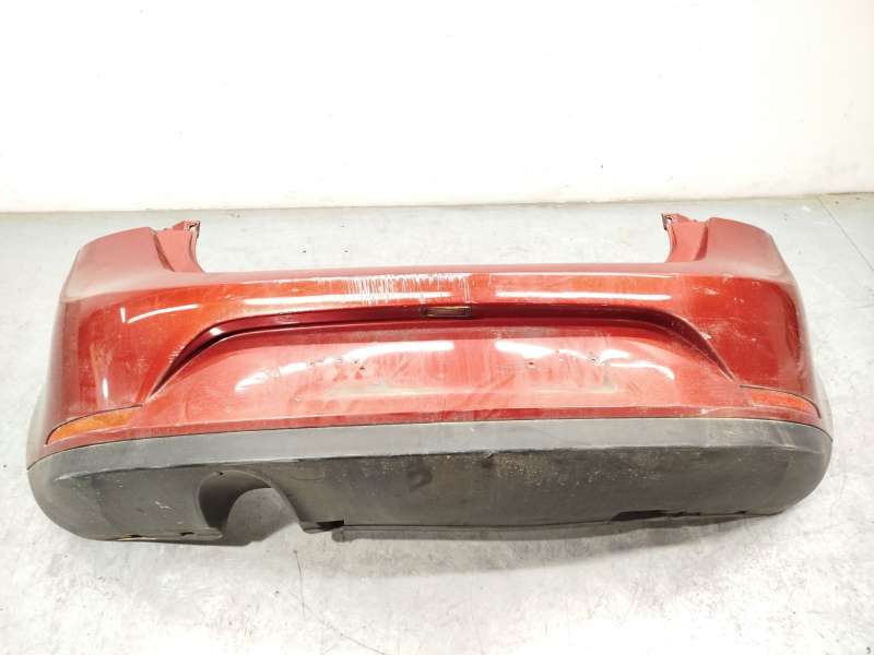 PARAGOLPES TRASERO 6J4807421GRU 