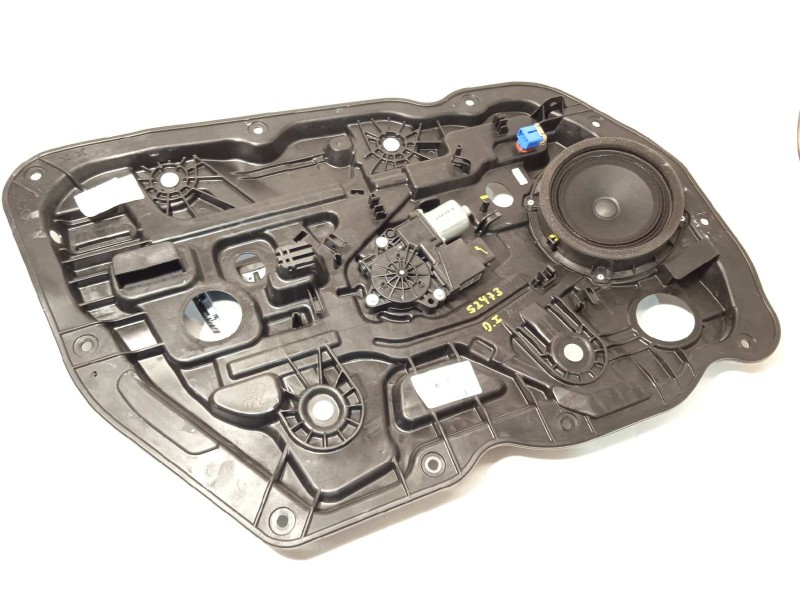 ELEVALUNAS DELANTERO IZQUIERDO 82470A2301 82450A2010