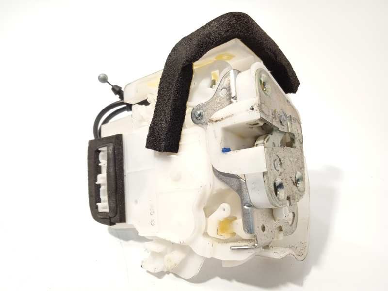 CERRADURA PUERTA DELANTERA DERECHA 61032FG260 