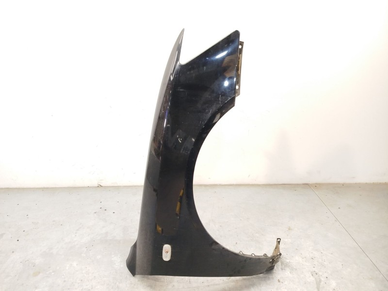 ALETA DELANTERA DERECHA 663203K200 