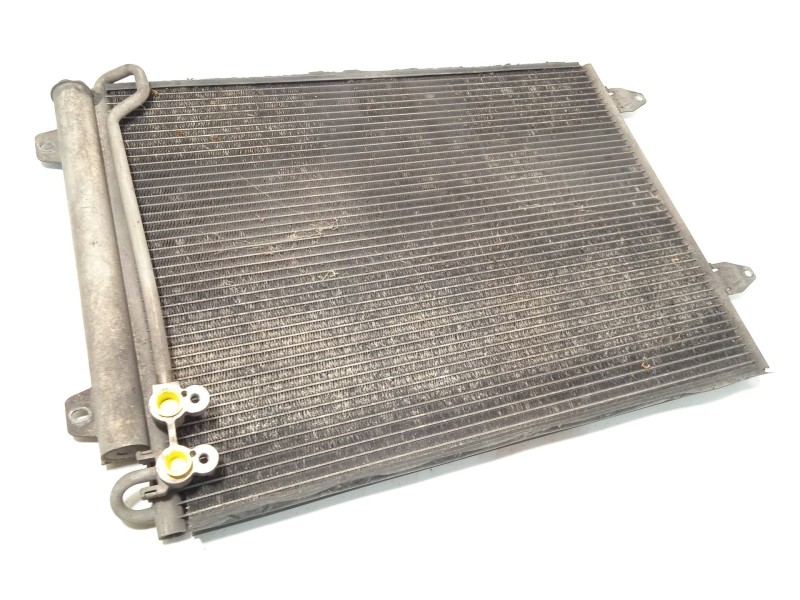 CONDENSADOR / RADIADOR AIRE ACONDICIONADO 3C0820411C 