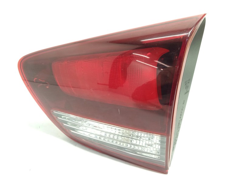 PILOTO TRASERO DERECHO INTERIOR 92404A4500 