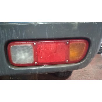 Recambio de piloto trasero derecho paragolpes para nissan terrano ii (r20) 2.7 td 4wd referencia OEM IAM 265500F000  