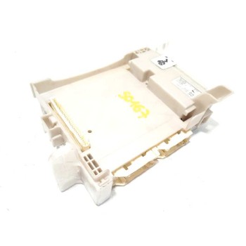Recambio de caja reles / fusibles para toyota yaris hybrid feel! referencia OEM IAM 8273052K40  