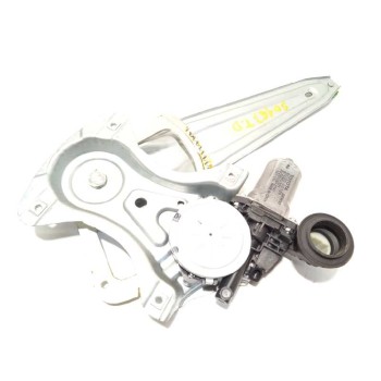 ELEVALUNAS TRASERO DERECHO 857200D120 698300D220