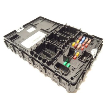 CAJA RELES / FUSIBLES LU5T15604EJD 2432482 