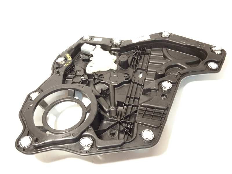 ELEVALUNAS TRASERO DERECHO L1BBA27000CB L1TB14A389DB