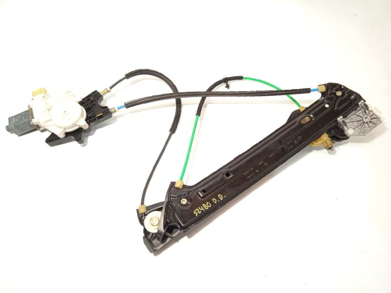 ELEVALUNAS DELANTERO DERECHO 7281624 7046032