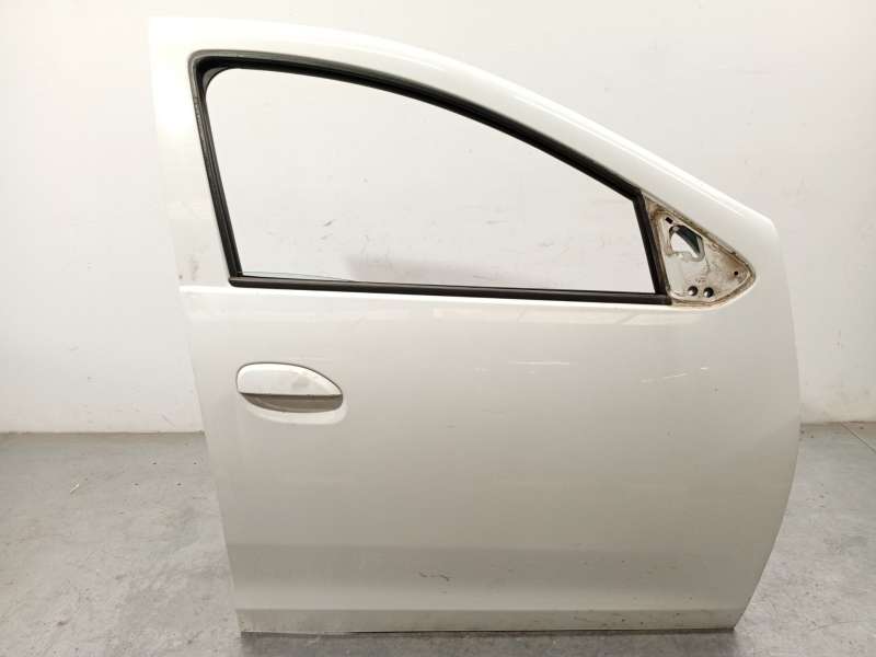 PUERTA DELANTERA DERECHA 801008681R 