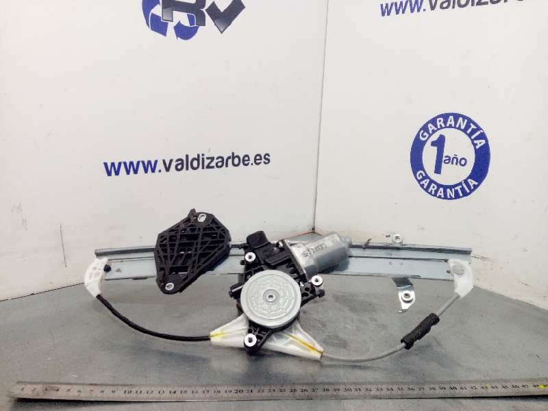 ELEVALUNAS TRASERO DERECHO 61042SG200 