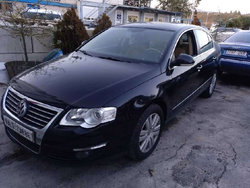 VOLKSWAGEN PASSAT BERLINA (3C2)