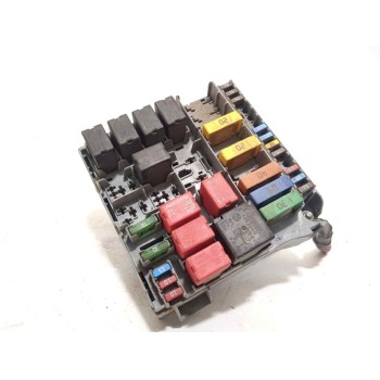 CAJA RELES / FUSIBLES 51781452 