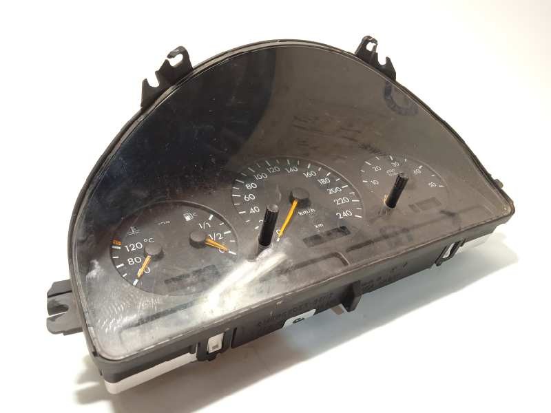 CUADRO INSTRUMENTOS A1635405811 15422384