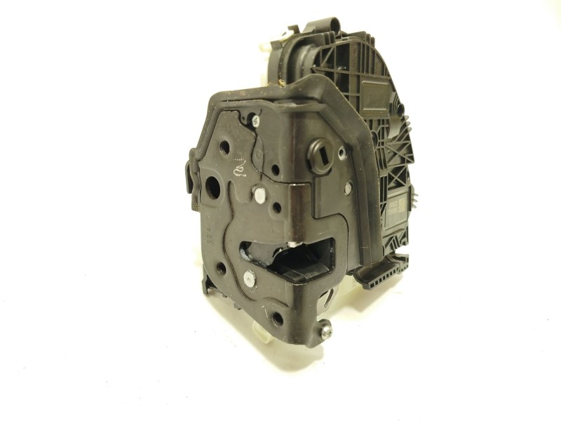 CERRADURA PUERTA TRASERA IZQUIERDA 8X0839015G 