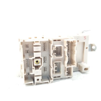 Recambio de caja reles / fusibles para toyota rav 4 ii (_a2_) 2.0 4wd (aca21, aca20) referencia OEM IAM 8273342080  