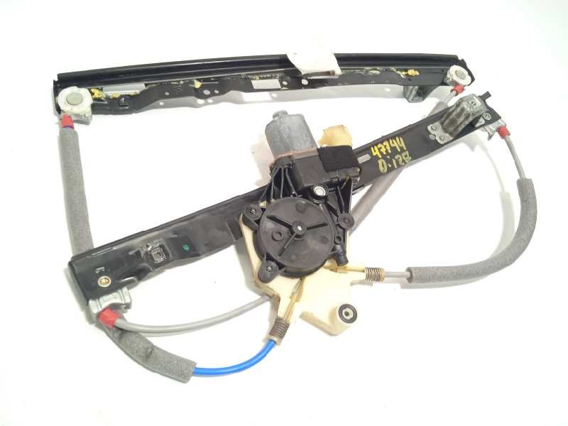 ELEVALUNAS DELANTERO IZQUIERDO 6CP114A389L4A AV11R23201BB