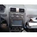 VOLKSWAGEN TOURAN (1T1, 1T2)