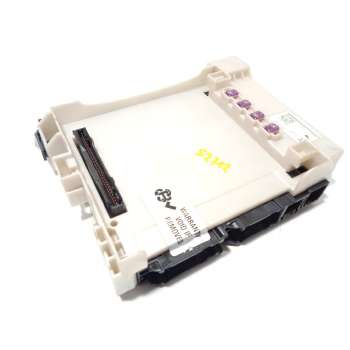 CAJA RELES / FUSIBLES 8273033Q30 9J230476