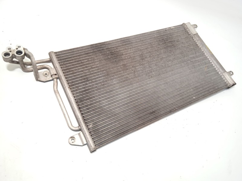 CONDENSADOR / RADIADOR AIRE ACONDICIONADO 6R0820411Q 